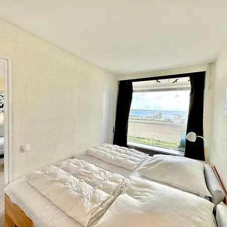 Bayview Apartment *